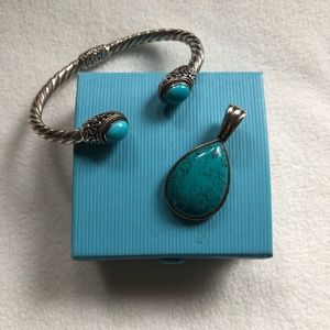 Genuine SS/Turquoise Cuff Bracelet & Pendant Set